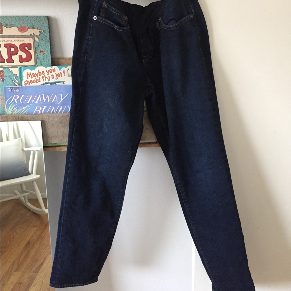 Gap full panel maternity jeans